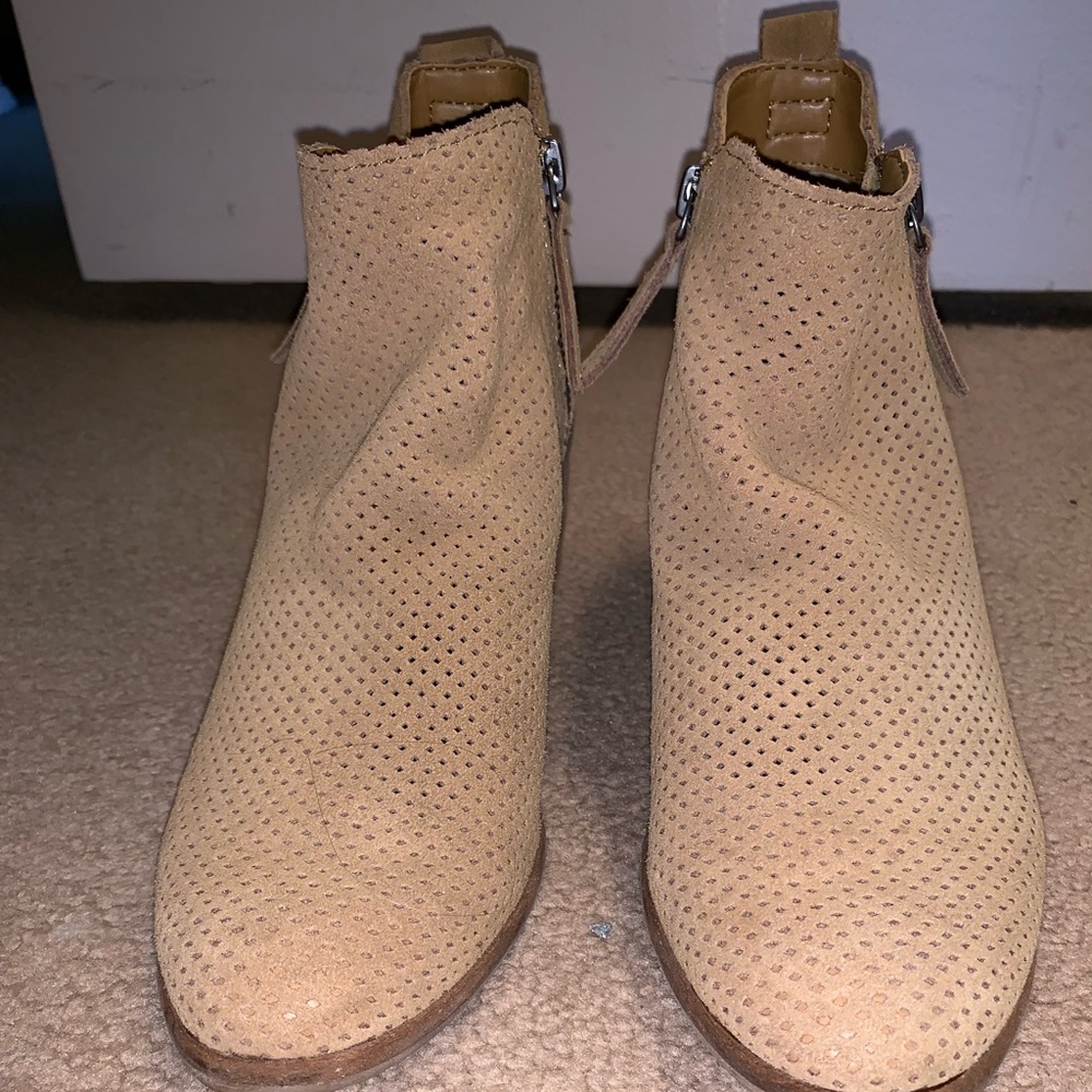 Dolce Vita Booties